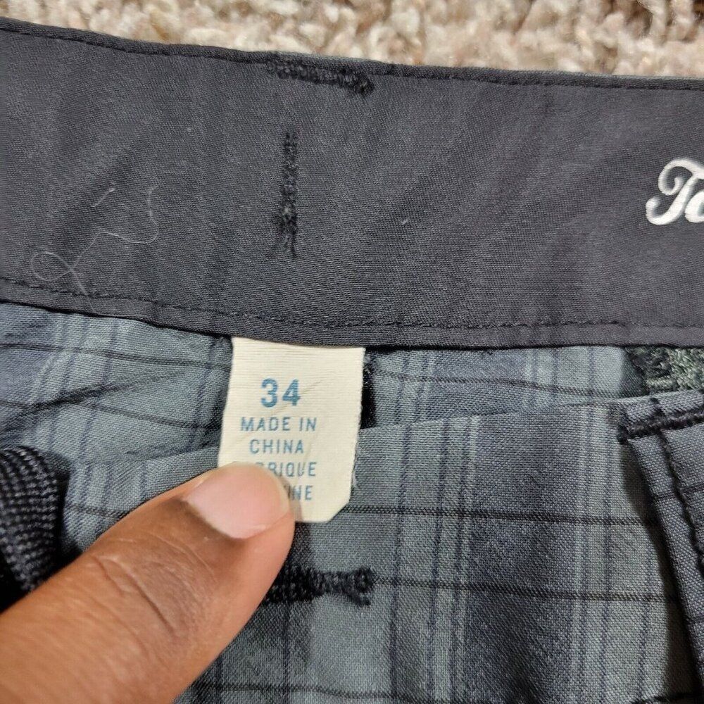 Tommy Bahama Board Shorts Mens 34 Gray Black Plaid Beach Walking - Picture 3 of 8